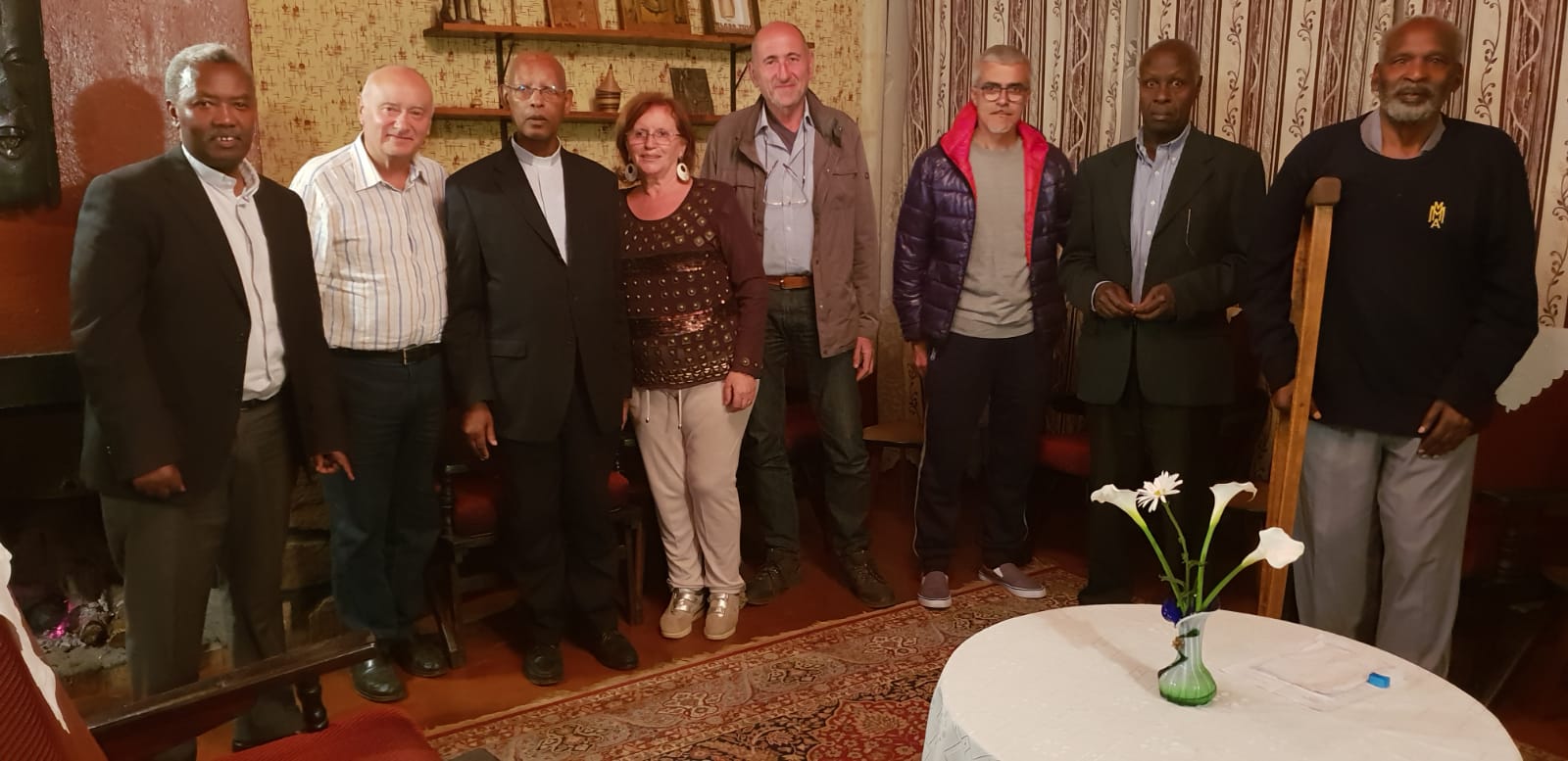 Foto di gruppo con Mons. Venanzio